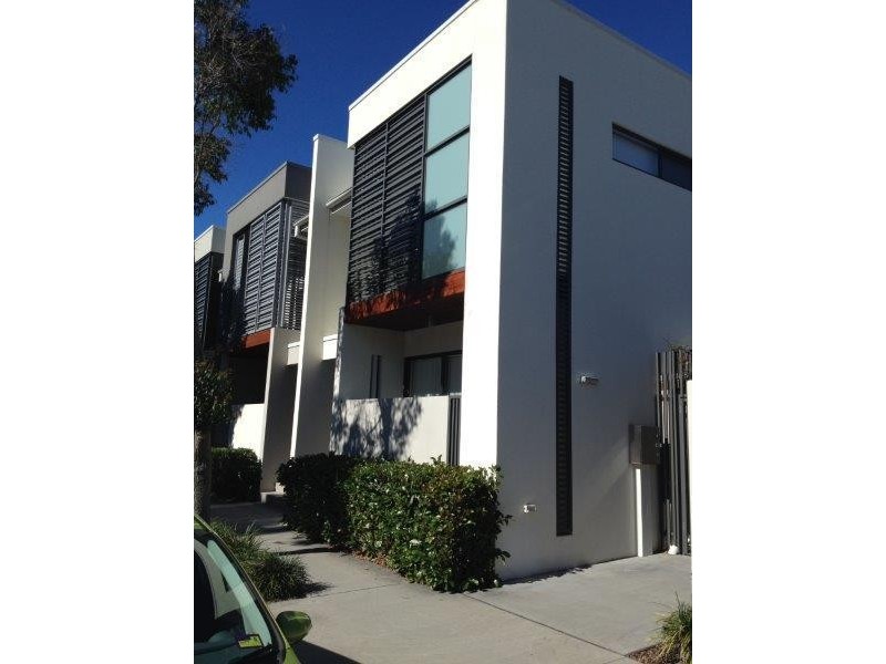 13/9 Moores Crescent, Varsity Lakes QLD 4227