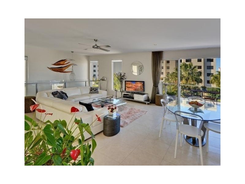 16 Mari Street, Alexandra Headland QLD 4572