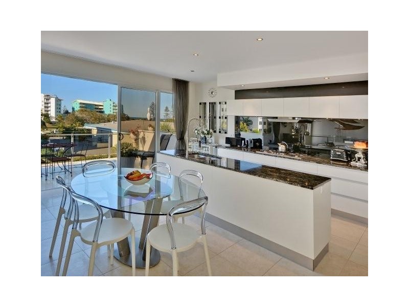 16 Mari Street, Alexandra Headland QLD 4572