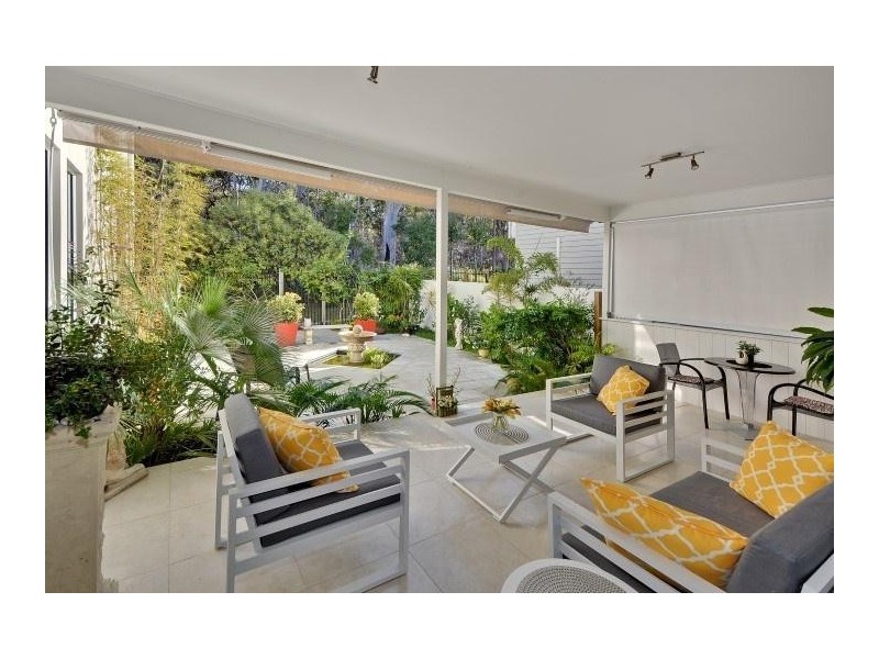 16 Mari Street, Alexandra Headland QLD 4572