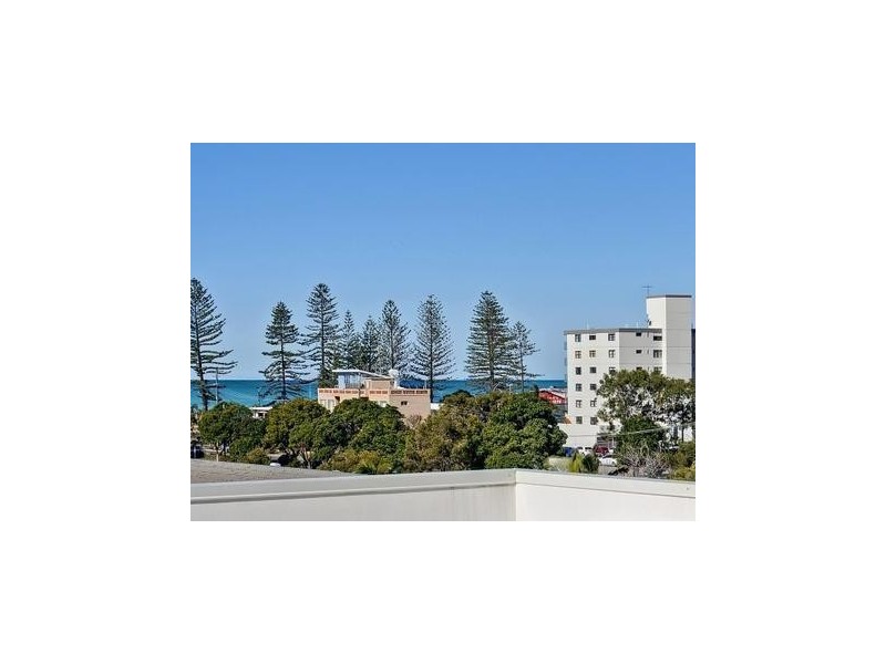 16 Mari Street, Alexandra Headland QLD 4572