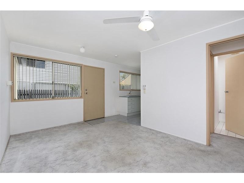 1/25 Hinley Avenue, Maroochydore QLD 4558