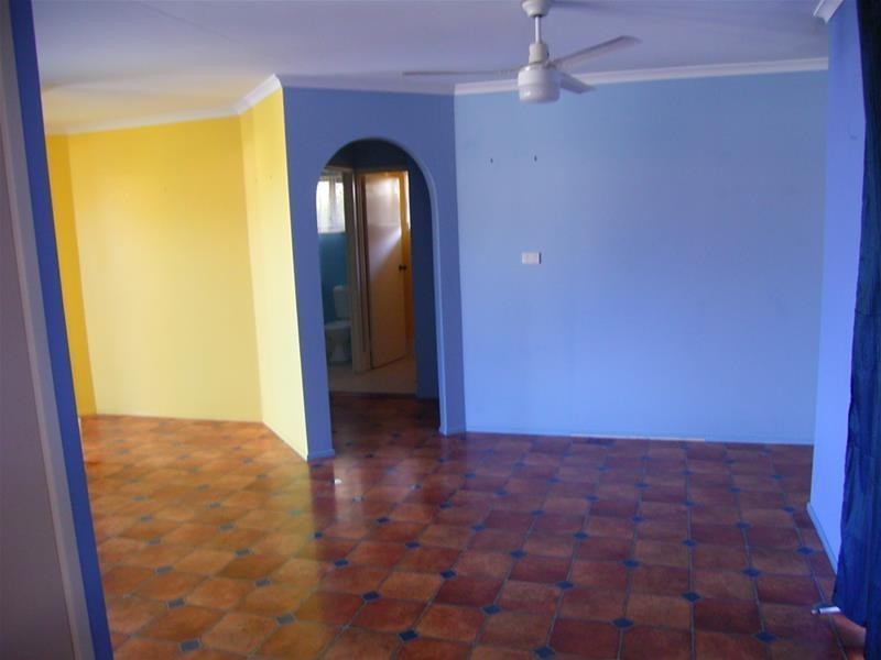 71 Lapoinya Crescent, Warana QLD 4575