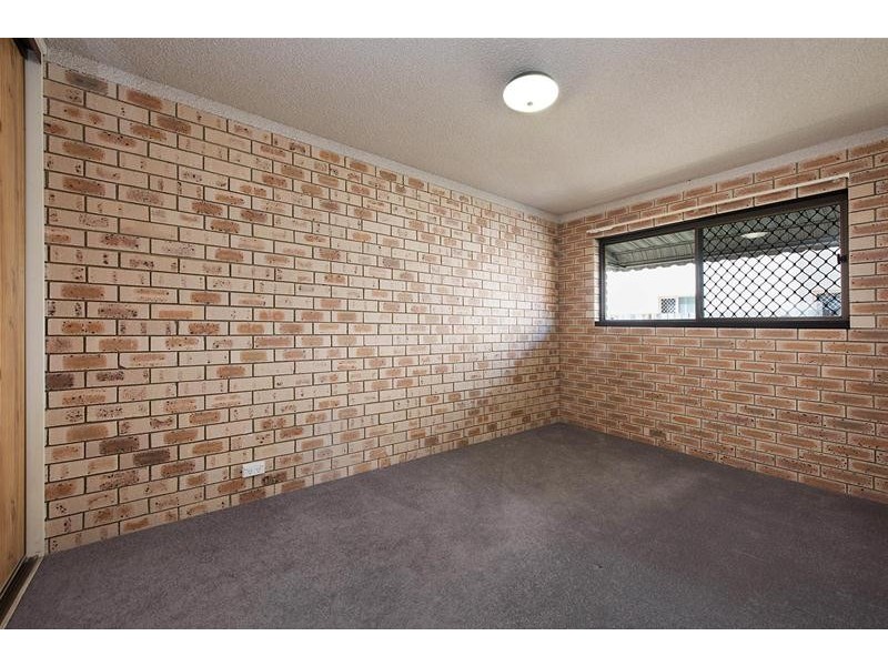 2/107 Bradman Avenue, Maroochydore QLD 4558