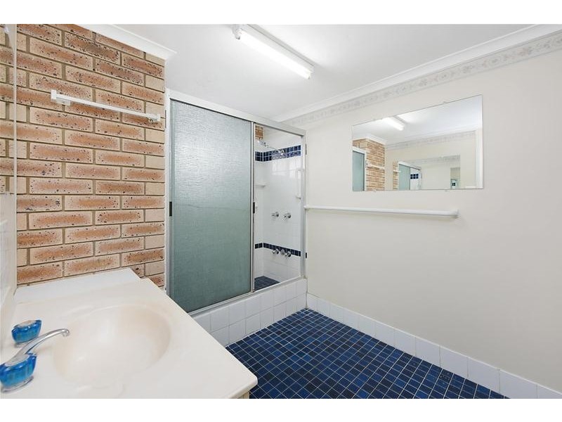 2/107 Bradman Avenue, Maroochydore QLD 4558