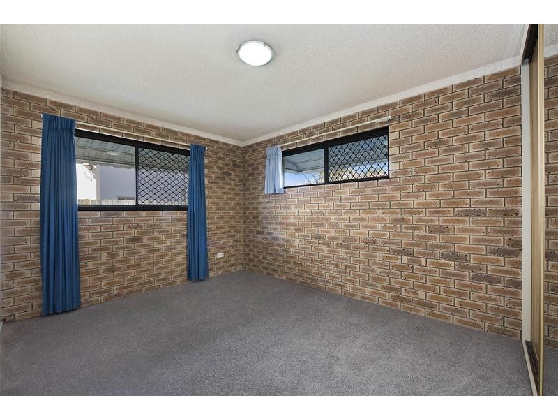 2/107 Bradman Avenue, Maroochydore QLD 4558