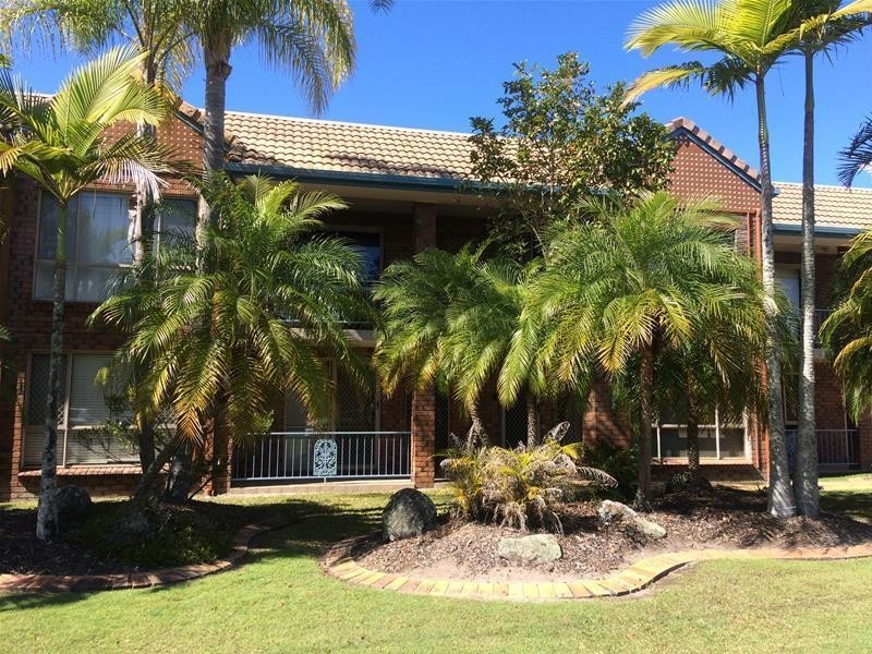 2/19 Muraban Street, Mooloolaba QLD 4557
