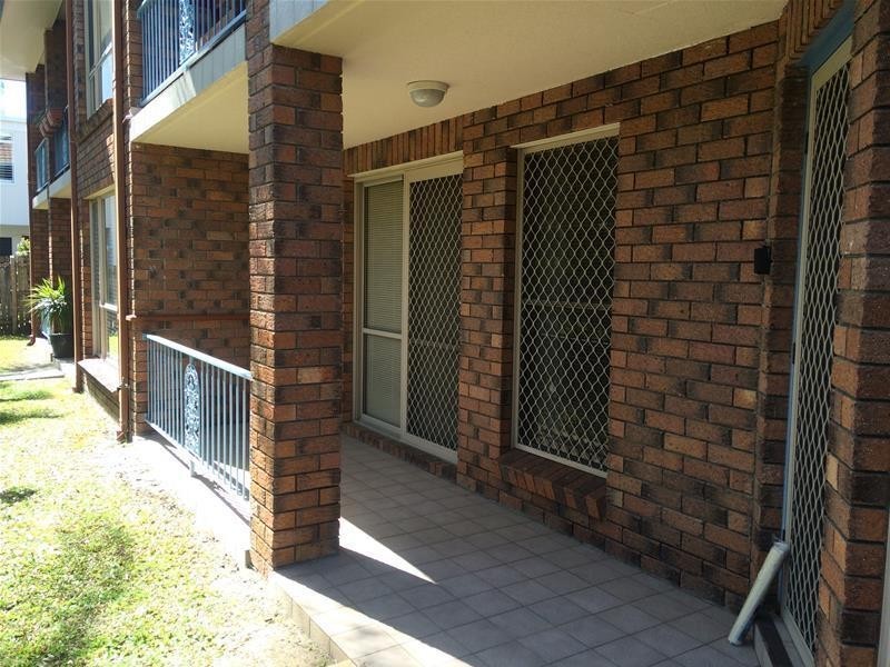 2/19 Muraban Street, Mooloolaba QLD 4557