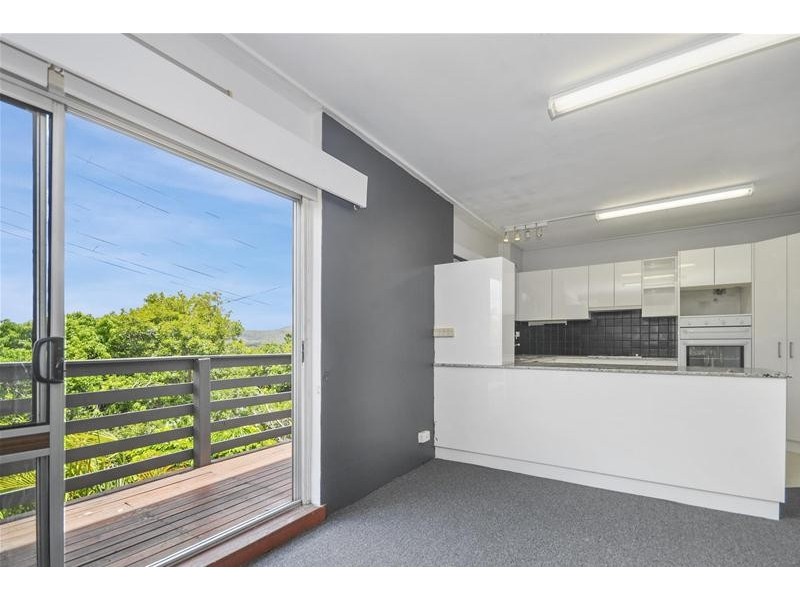 20 Petrie Creek Road, Nambour QLD 4560