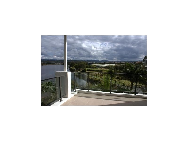 26/9 Moores Crescent, Varsity Lakes QLD 4227