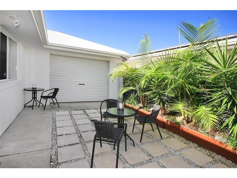 6 Flindersia Place, Mountain Creek QLD 4557