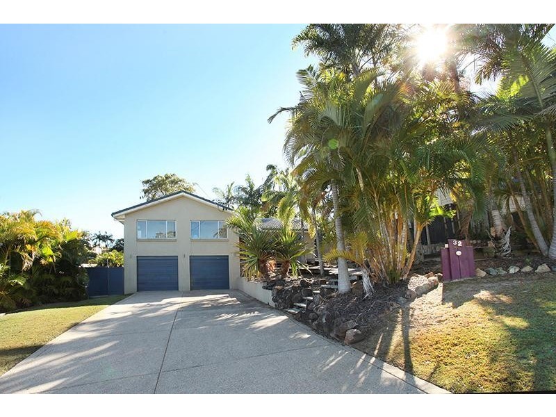 32 Hilltop Crescent, Maroochydore QLD 4558