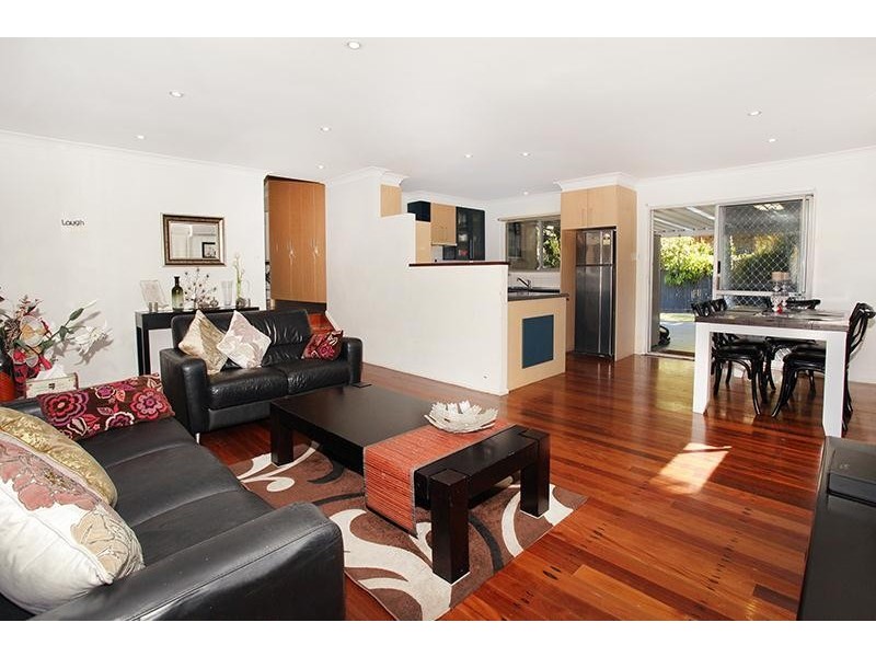 32 Hilltop Crescent, Maroochydore QLD 4558