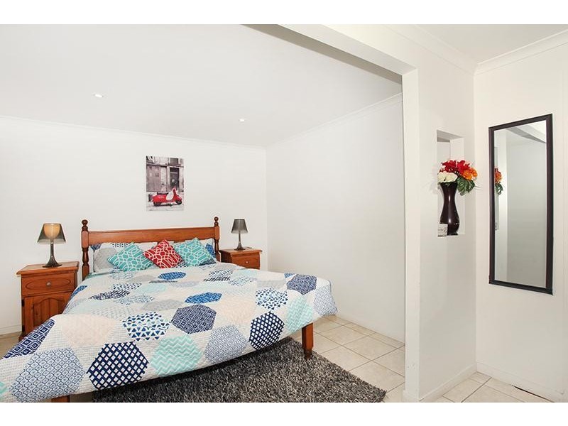 32 Hilltop Crescent, Maroochydore QLD 4558