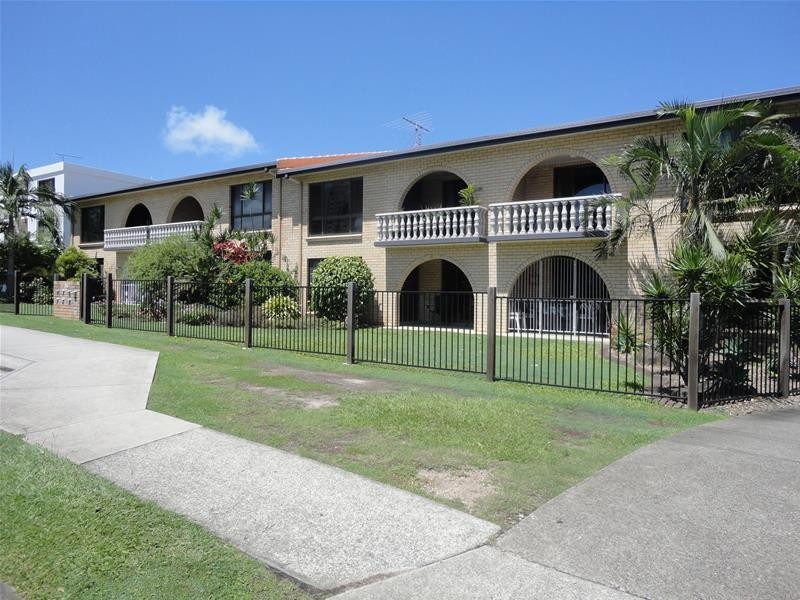 6/33 Goonawarra Drive, Mooloolaba QLD 4557