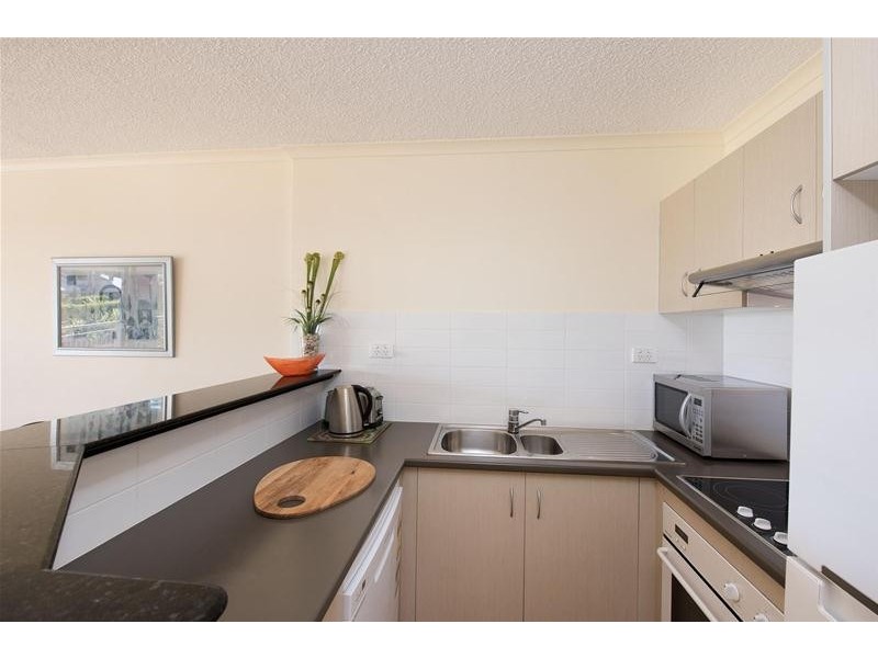 126/180 Alexandra Parade, Alexandra Headland QLD 4572