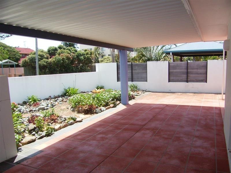 10 Boorook Street, Buddina QLD 4575