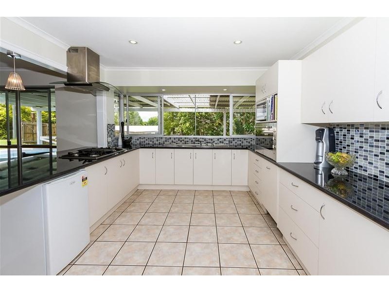 48 Sorensen Road, Southside QLD 4570