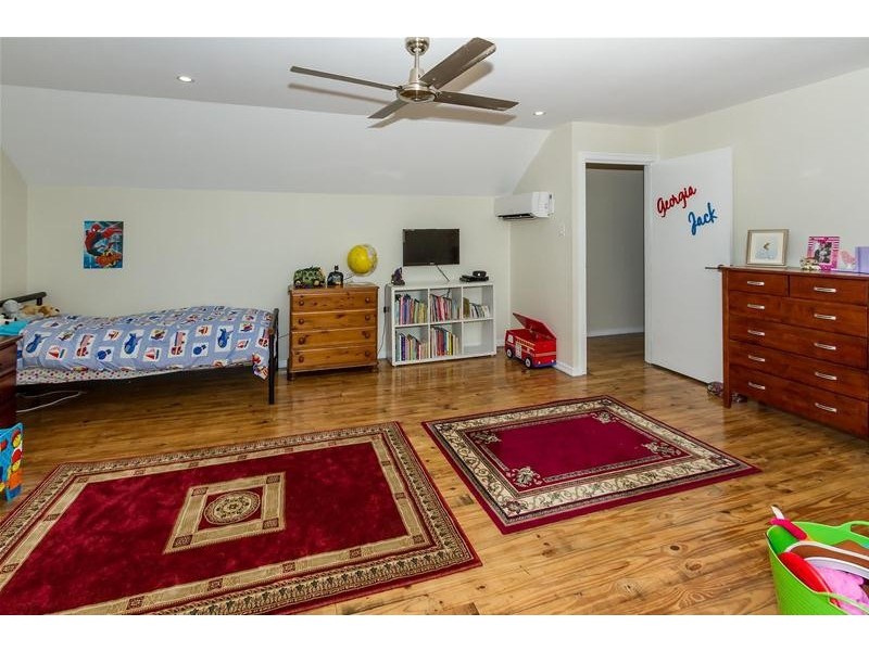 48 Sorensen Road, Southside QLD 4570