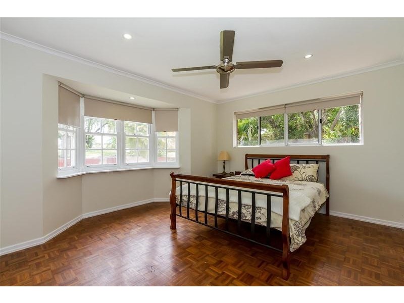 48 Sorensen Road, Southside QLD 4570