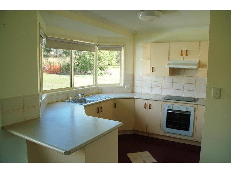 16 Lily Street, Southside QLD 4570