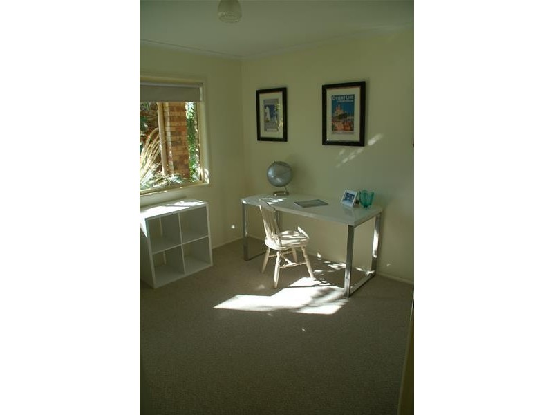 16 Lily Street, Southside QLD 4570