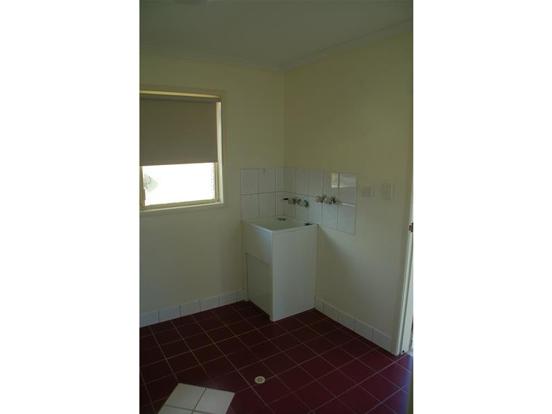 16 Lily Street, Southside QLD 4570