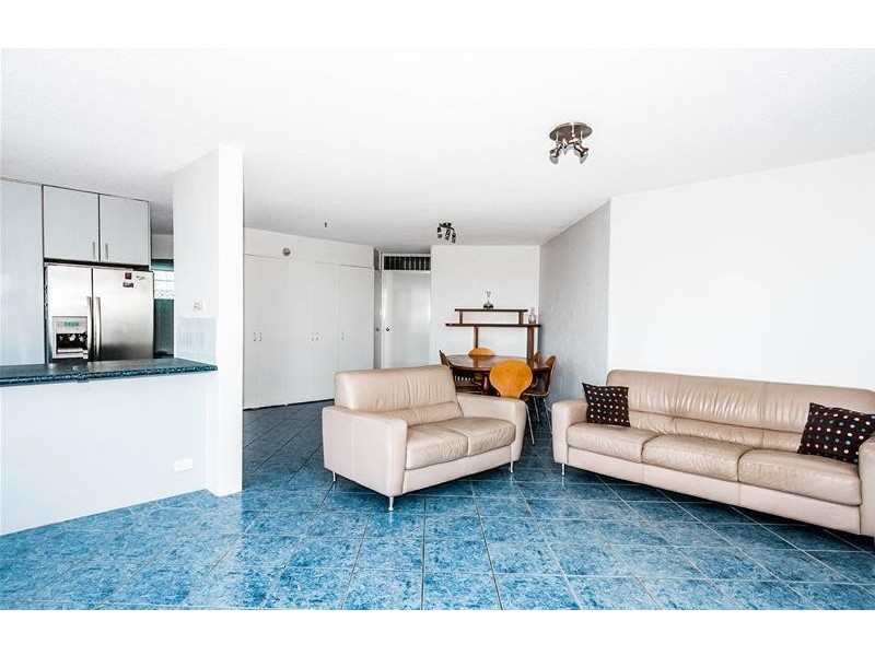 1/236 Alexandra Parade, Alexandra Headland QLD 4572