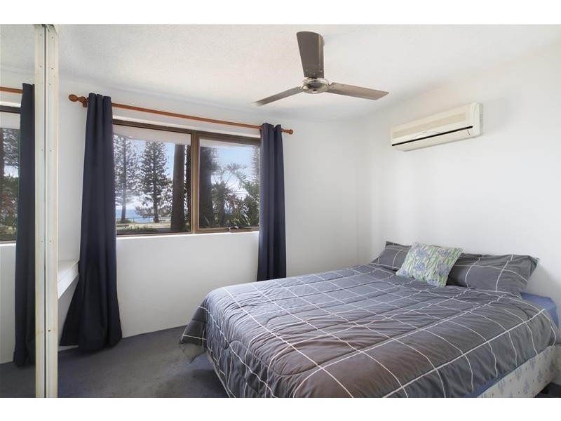 1/236 Alexandra Parade, Alexandra Headland QLD 4572