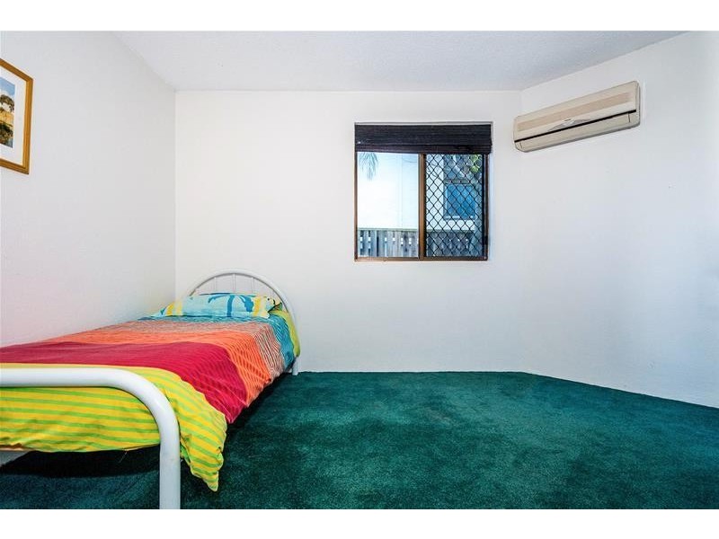 1/236 Alexandra Parade, Alexandra Headland QLD 4572