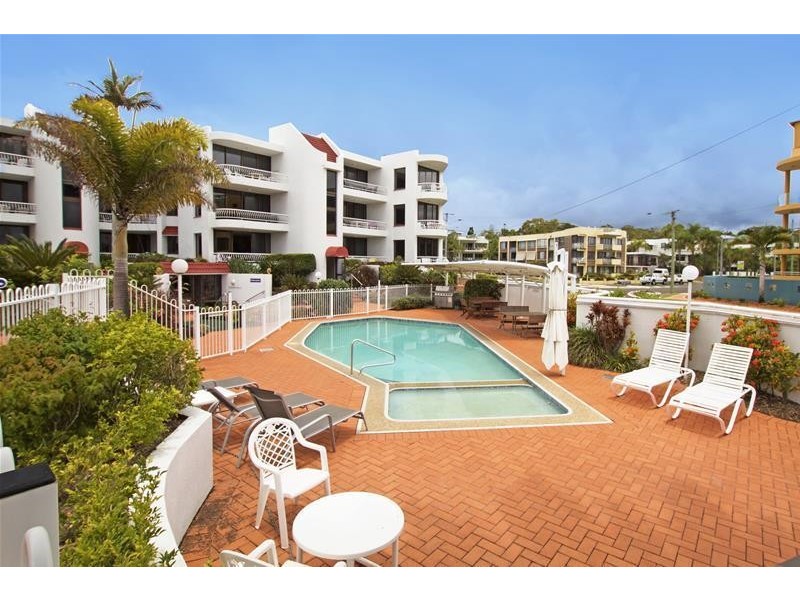 1/236 Alexandra Parade, Alexandra Headland QLD 4572