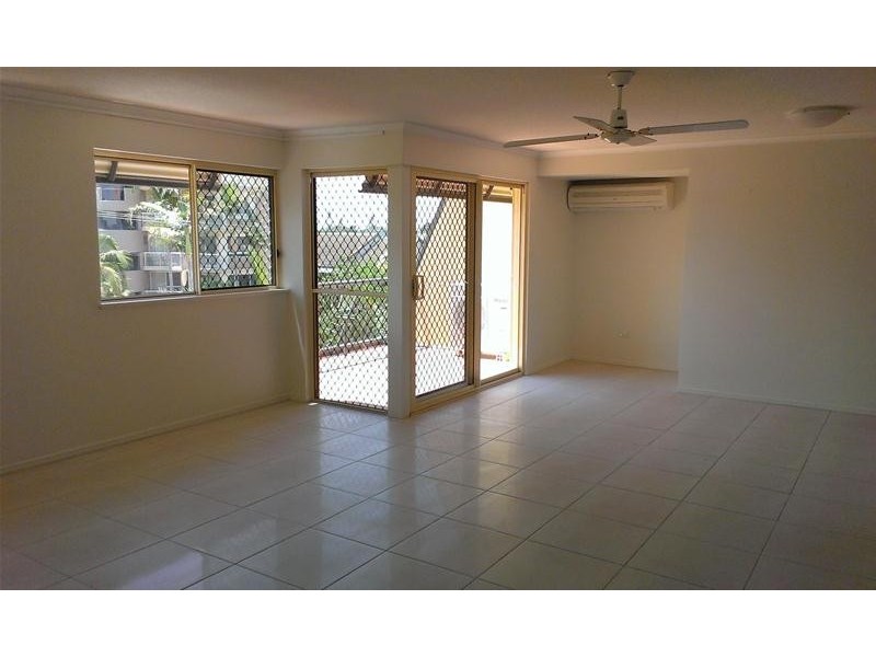 12/27 Kingsford Smith Parade, Maroochydore QLD 4558