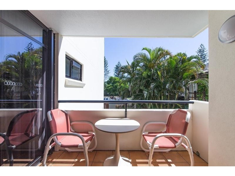 1/137 Mooloolaba Esplanade, Mooloolaba QLD 4557