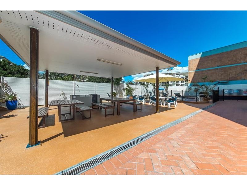 1/137 Mooloolaba Esplanade, Mooloolaba QLD 4557