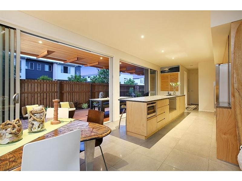 11 Hilliards Lane, Maroochydore QLD 4558