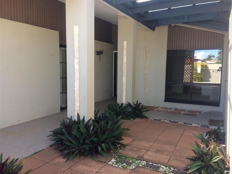 1 Katoa Street, Buddina QLD 4575