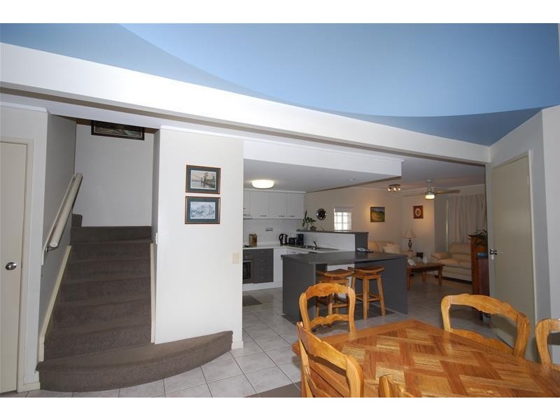 8/1 Poinsettia Court, Mooloolaba QLD 4557