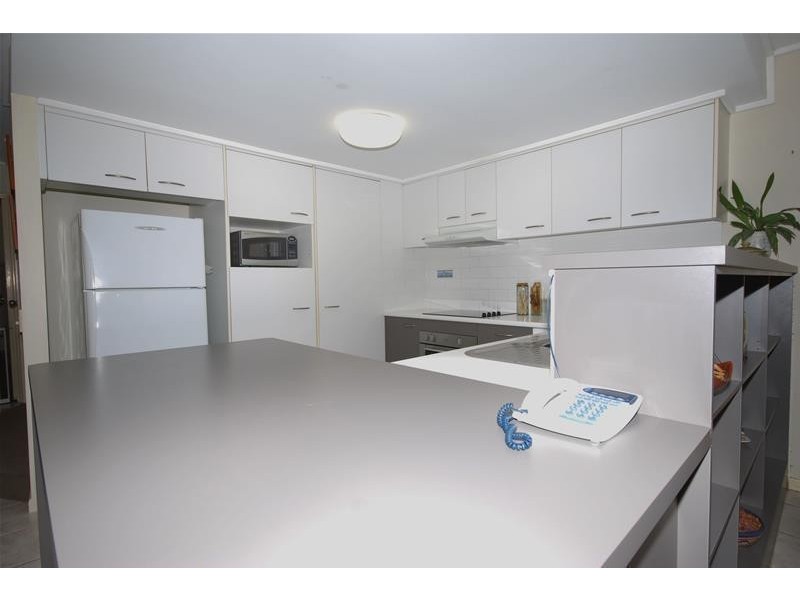 8/1 Poinsettia Court, Mooloolaba QLD 4557