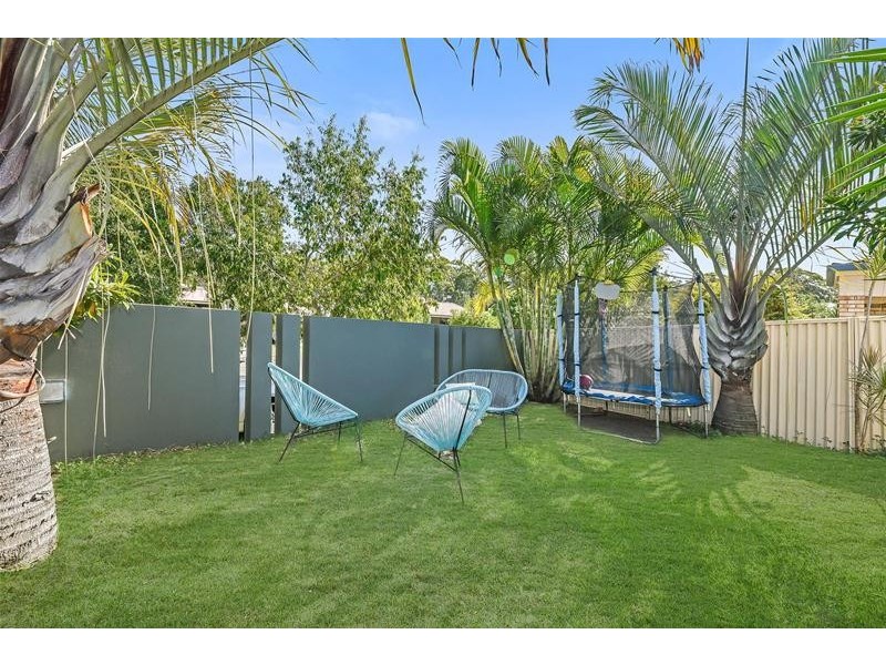 6 Burke Close, Sippy Downs QLD 4556