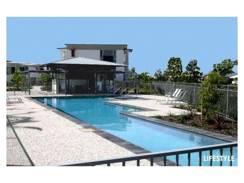 18/10 Grand Parade, Parrearra QLD 4575