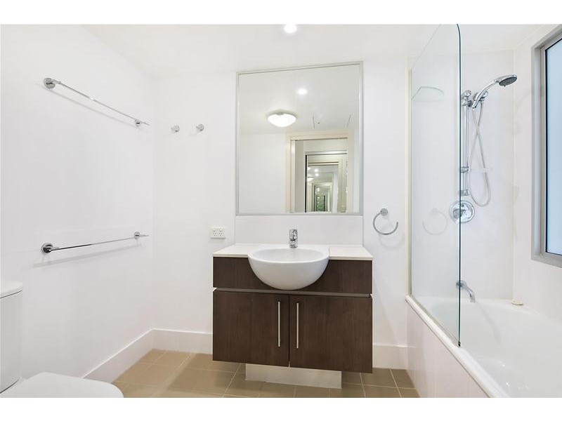 1106/1A Mungar Street, Maroochydore QLD 4558