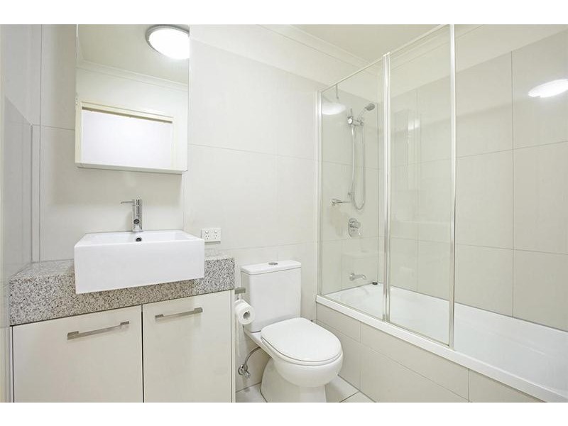 27/40 Primary School Court, Maroochydore QLD 4558