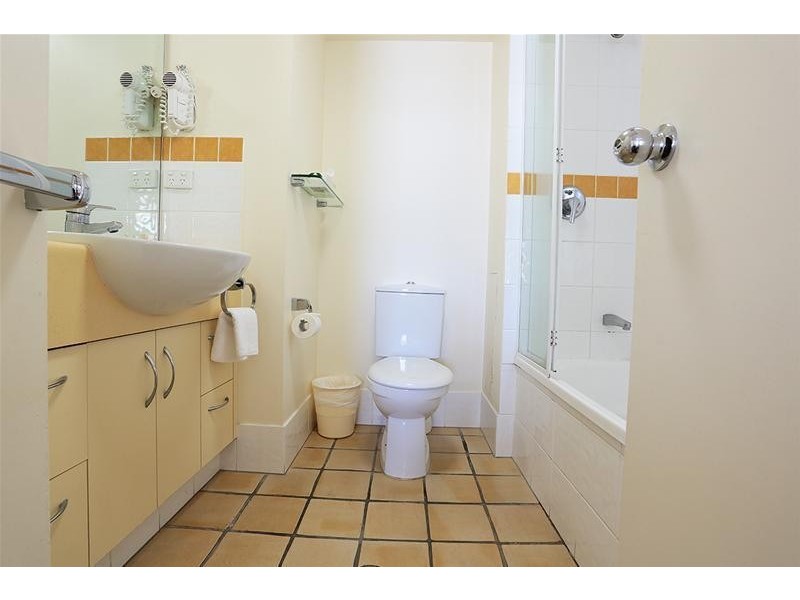 Alexandra Headland QLD 4572