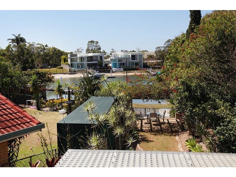 1 Awoonga Court, Mooloolaba QLD 4557