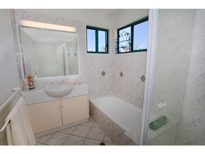 1 Awoonga Court, Mooloolaba QLD 4557