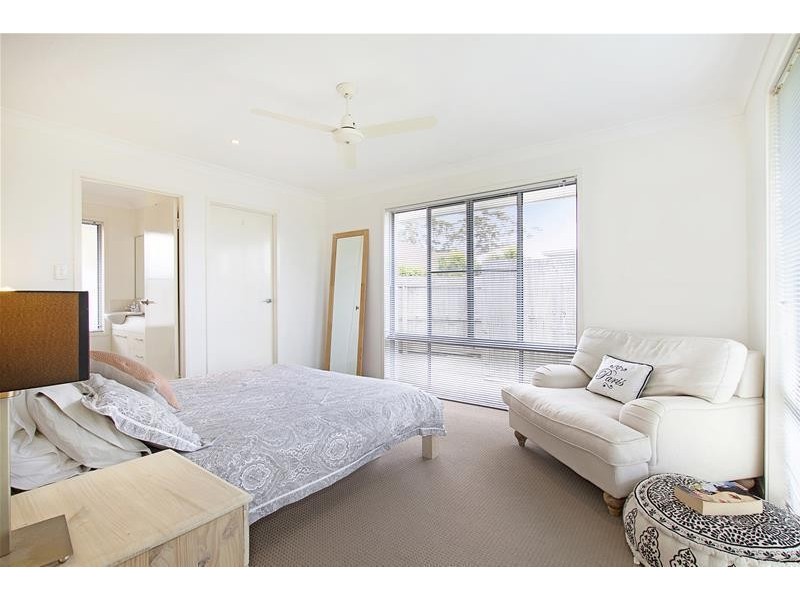 4 Maplespring Street, Sippy Downs QLD 4556