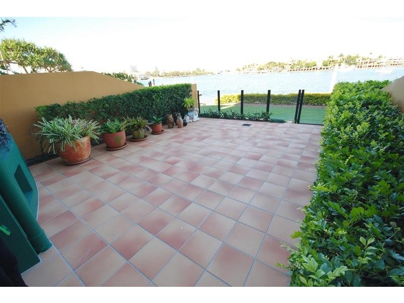 5/57 River Esplanade, Mooloolaba QLD 4557