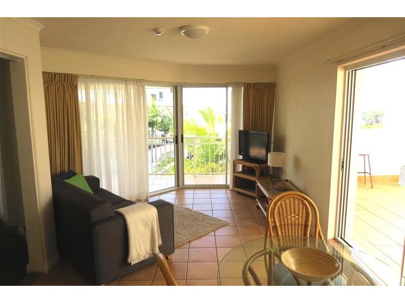 438/180 Alexandra Parade, Alexandra Headland QLD 4572