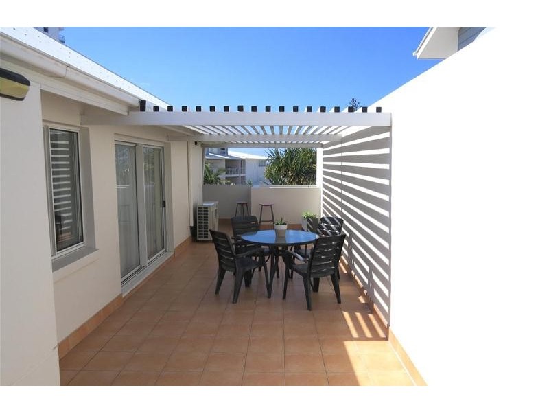 438/180 Alexandra Parade, Alexandra Headland QLD 4572