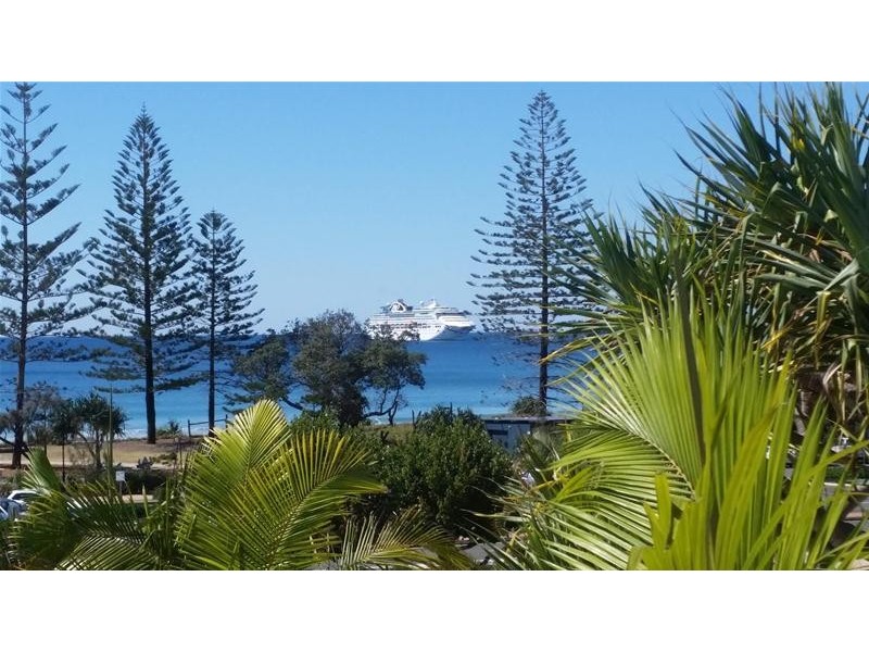 438/180 Alexandra Parade, Alexandra Headland QLD 4572
